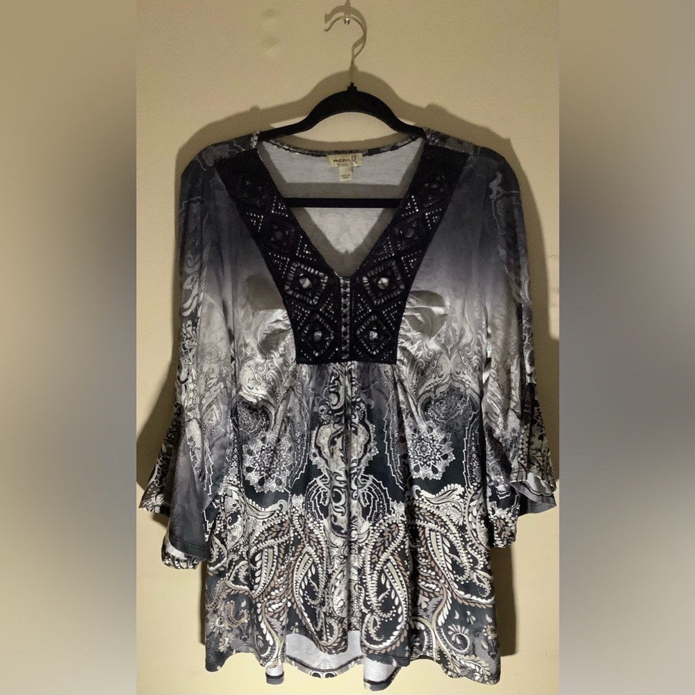 One World - Size Large